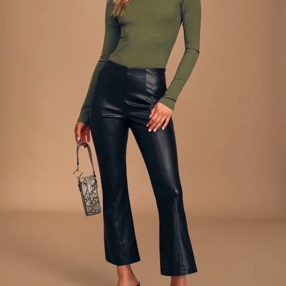 Lulus Olive Green Ribbed Long Sleeve Bodysuit - Size S - Picture 2 of 4